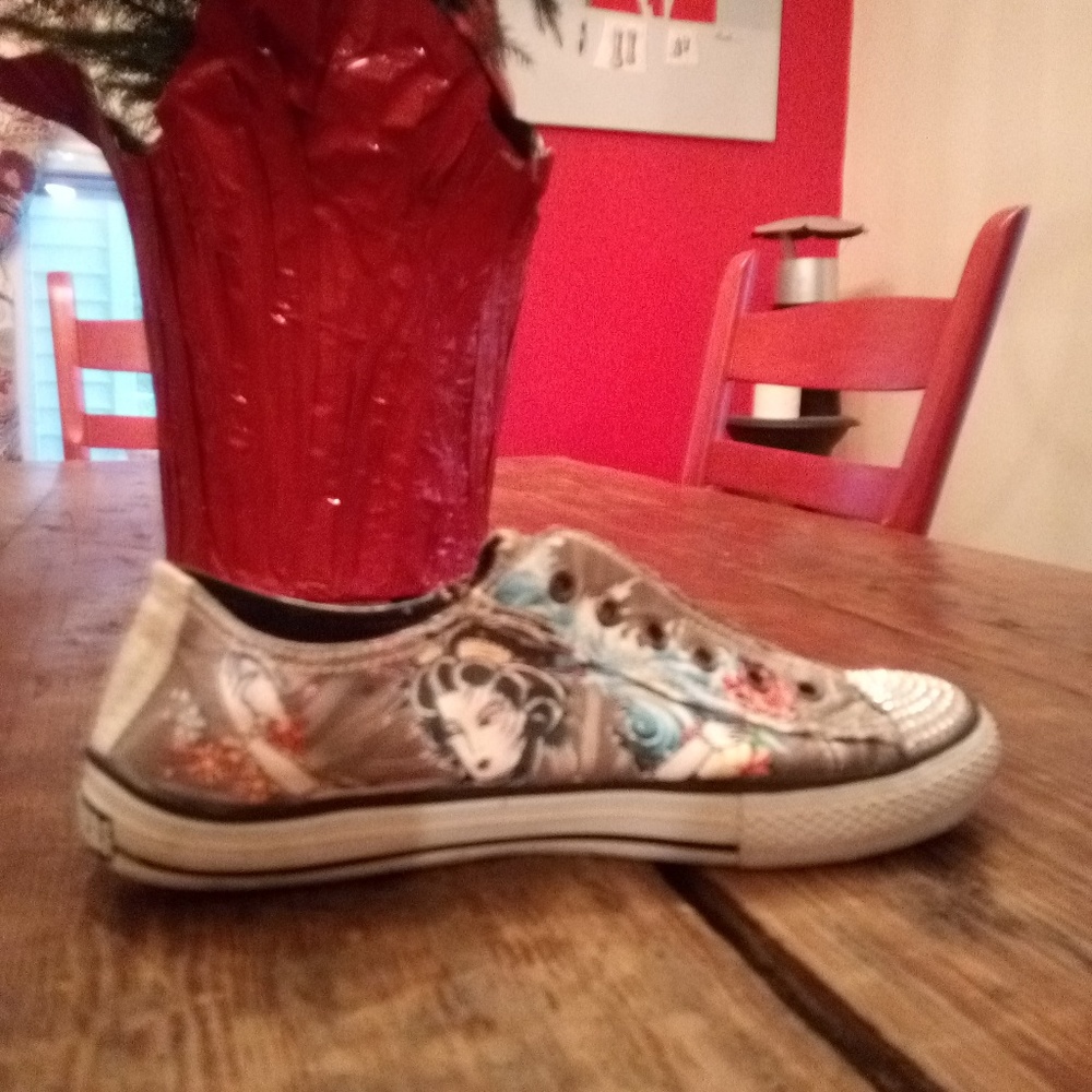 Sneakers